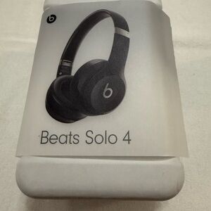 Solo 4 On-Ear Headphones - Black